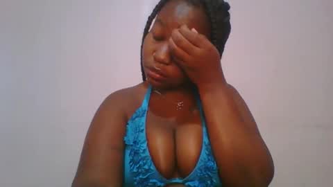 honey_beb online show from 10-27-25, 05:44