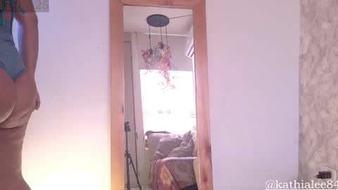 Honey-Sweett online show from 02-11-25, 06:33