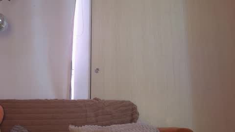 Honey-Sweett online show from 11-15-25, 03:08