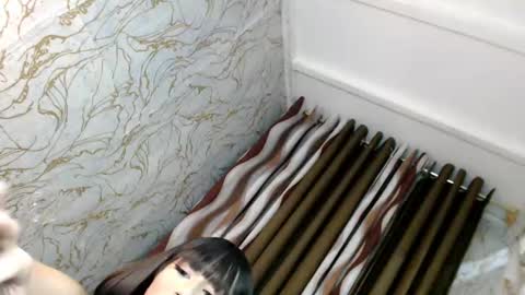 honey_swellens online show from 02-10-26, 04:00