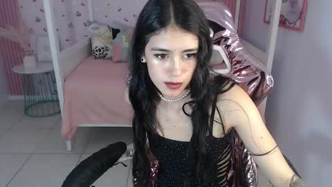 HONEY  online show from 01-15-25, 04:00
