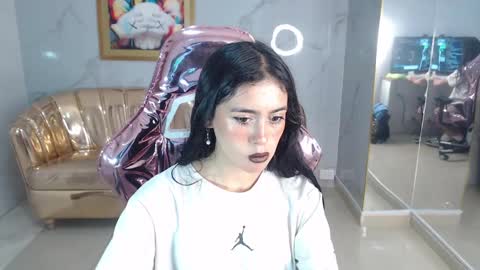 HONEY  online show from 01-29-25, 01:17