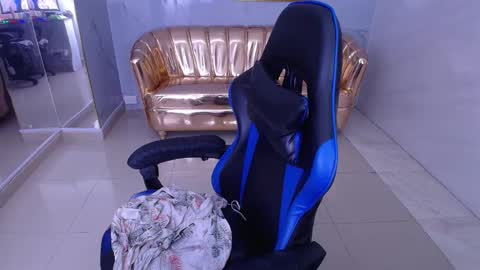 HONEY  online show from 11-13-25, 02:05