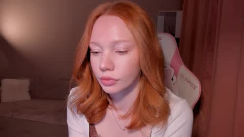 honeyautumn online show from 12-14-25, 12:38