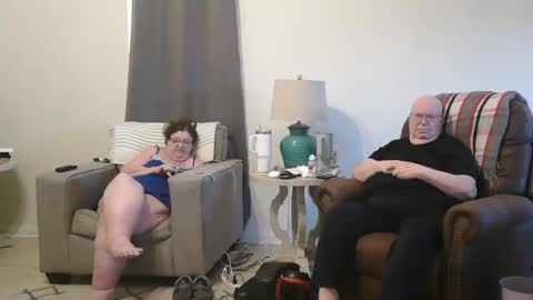 Snapshot of honeybuns344636 chatting on 02-26-25, 10:42 Honey online show from 02-26-25, 10:42