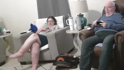 Snapshot of honeybuns344636 chatting on 03-06-25, 10:15 Honey online show from 03-06-25, 10:15