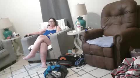 Snapshot of honeybuns344636 chatting on 03-07-25, 11:18 Honey online show from 03-07-25, 11:18