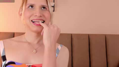 honeygray02 online show from 12-19-25, 03:13