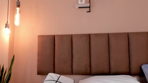 honeygray02 online show from 12-20-25, 03:35