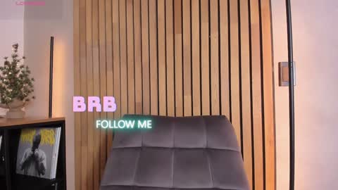 Sofia independent model online show from 12-23-24, 02:17