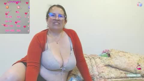 sofia online show from 02-25-26, 01:37