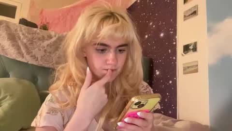 Emi Rose online show from 12-15-24, 07:13