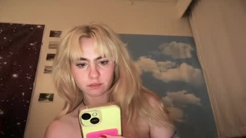 Emi Rose online show from 02-13-25, 08:06