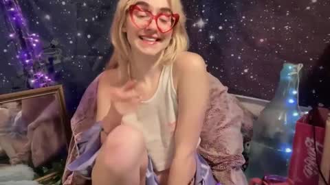 Emi Rose online show from 02-22-25, 07:01