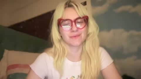 Emi Rose online show from 09-12-25, 07:30