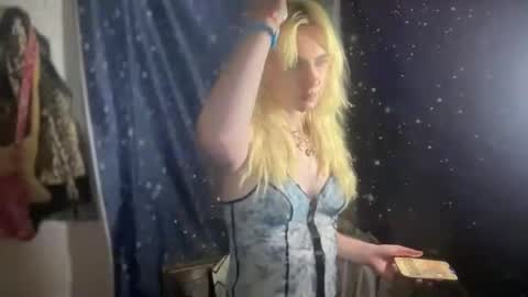 Emi Rose online show from 09-17-25, 06:15