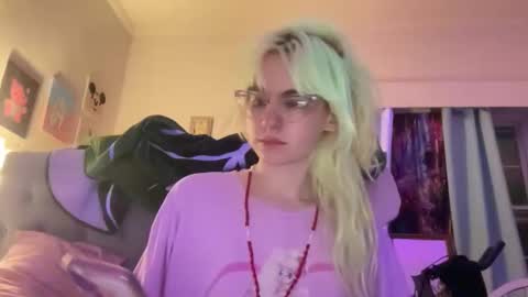 Emi Rose online show from 02-20-26, 06:37