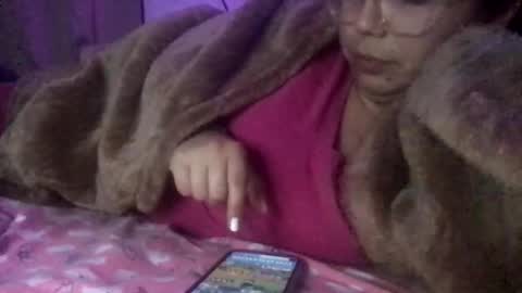 Snapshot of honeyy_89 chatting on 11-15-25, 04:54 honeyyy89 online show from 11-15-25, 04:54