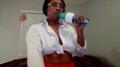 Snapshot of honnievu chatting on 02-03-26, 06:40 honnievu online show from 02-03-26, 06:40
