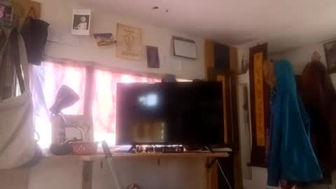 hoodoou online show from 04-05-26, 10:18