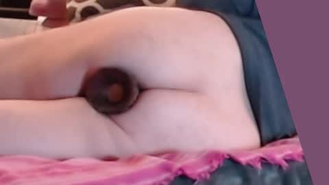 Snapshot of hookedup2 chatting on 02-23-26, 04:32 ItsReeleMe online show from 02-23-26, 04:32