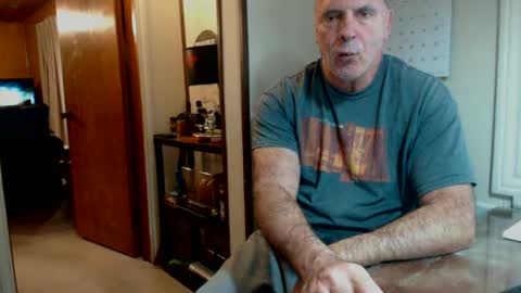 Snapshot of hoosierdadddy4u chatting on 03-12-25, 12:57 Jayson online show from 03-12-25, 12:57