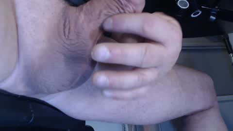 Snapshot of hoosonline chatting on 01-29-25, 06:43 hoosonline69 online show from 01-29-25, 06:43