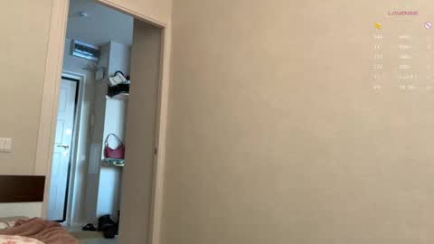 Audrey online show from 02-04-25, 03:33