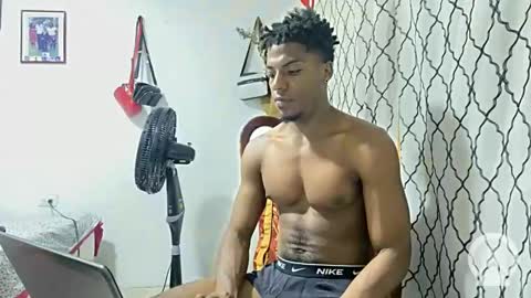 Snapshot of horneyguy2399 chatting on 02-08-25, 07:16 sugarbaby online show from 02-08-25, 07:16