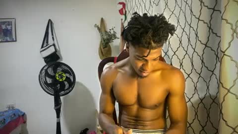 Snapshot of horneyguy2399 chatting on 09-20-25, 02:07 sugarbaby online show from 09-20-25, 02:07