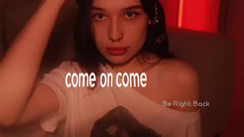 Horney Jozy online show from 12-17-25, 05:19