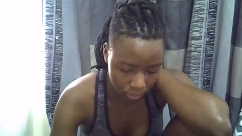 Snapshot of horny_baddie18 chatting on 02-27-26, 08:58 Leila online show from 02-27-26, 08:58