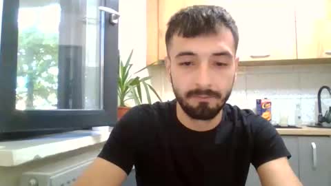 Snapshot of horny_couple9600 chatting on 09-23-25, 04:59 horny_couple9600 online show from 09-23-25, 04:59