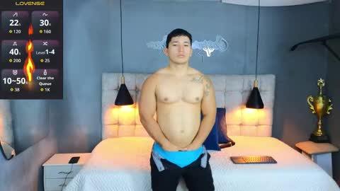 Snapshot of horny_nick18 chatting on 09-25-25, 02:43 horny_nick18 online show from 09-25-25, 02:43