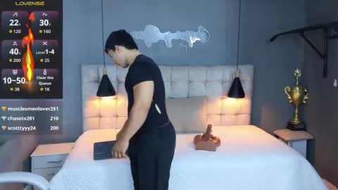 Snapshot of horny_nick18 chatting on 10-01-25, 11:27 horny_nick18 online show from 10-01-25, 11:27