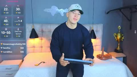 Snapshot of horny_nick18 chatting on 10-11-25, 12:26 horny_nick18 online show from 10-11-25, 12:26