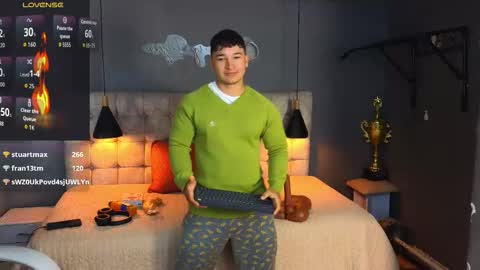 Snapshot of horny_nick18 chatting on 10-21-25, 09:10 horny_nick18 online show from 10-21-25, 09:10