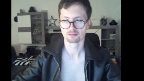 Snapshot of horny_sexy_1 chatting on 10-28-25, 10:45 horny_sexy_1 online show from 10-28-25, 10:45