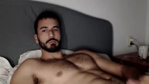 Snapshot of hornyasfuckk33 chatting on 10-18-25, 07:25 hornyasfuckk33 online show from 10-18-25, 07:25