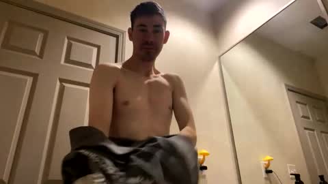 Snapshot of hornyboi2710 chatting on 01-10-26, 03:47 Justin 7 inches online show from 01-10-26, 03:47