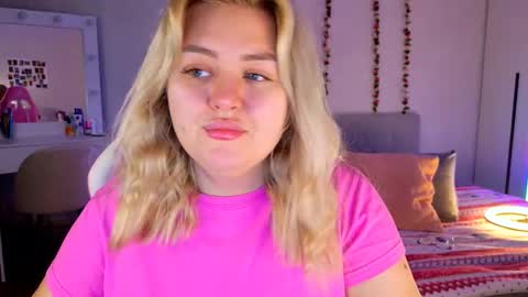 Snapshot of hornycakee chatting on 01-17-26, 09:47 HornyCakee online show from 01-17-26, 09:47