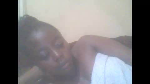 Snapshot of hornygal001 chatting on 10-28-25, 06:06 hornygal001 online show from 10-28-25, 06:06