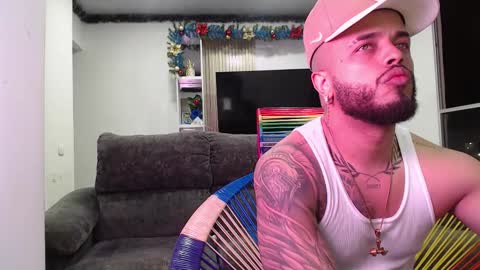 hornygirl_20000 online show from 02-25-26, 04:33