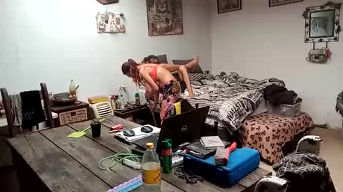 Nix  D online show from 12-22-25, 08:00