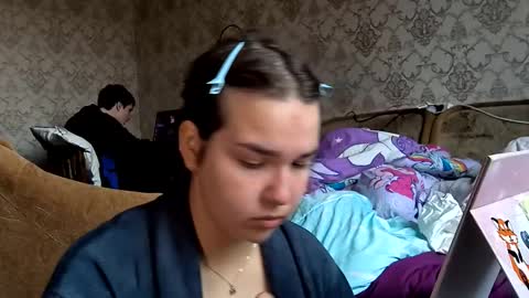 Snapshot of hornykitty_x chatting on 11-19-25, 10:59 Alisa and Mike online show from 11-19-25, 10:59