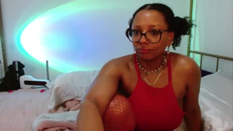 Horny Little Honey online show from 12-01-24, 05:13
