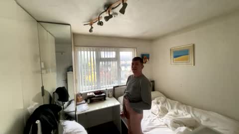 Hornylondon online show from 11-07-25, 09:09