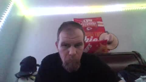 Snapshot of hornypierceddad chatting on 02-19-26, 05:03 hornypierceddad online show from 02-19-26, 05:03