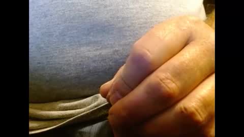 Snapshot of hornypilotguy chatting on 09-19-25, 06:48 hornypilotguy online show from 09-19-25, 06:48