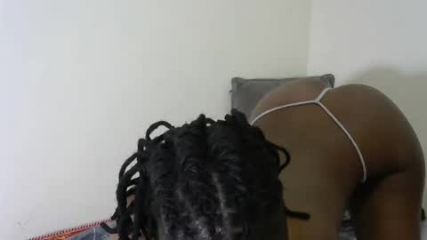 Snapshot of hornysouls01 chatting on 02-27-25, 08:42 hornysouls01 online show from 02-27-25, 08:42